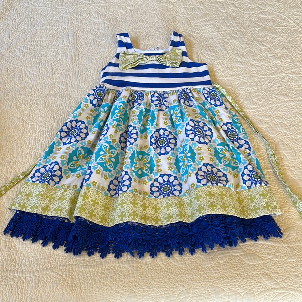 SOLD Adorable dress with details